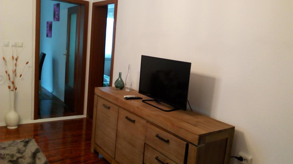Apartman El ซาราเยโว ภายนอก รูปภาพ