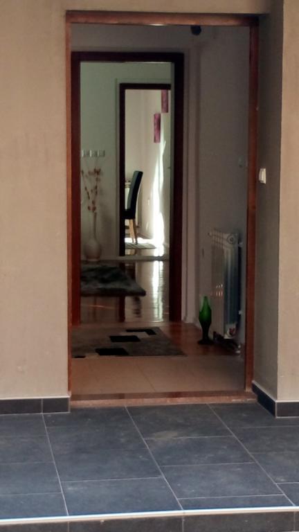 Apartman El ซาราเยโว ภายนอก รูปภาพ