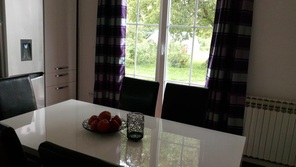 Apartman El ซาราเยโว ภายนอก รูปภาพ